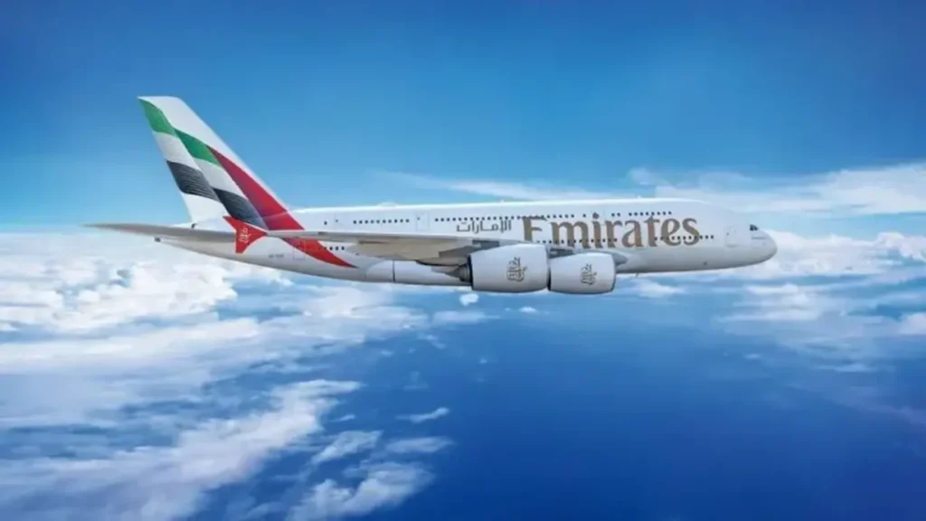 بيان رسمي.. طيران الإمارات توضح حقيقة إلغاء رحلات الجزائر بدءًا من فبراير المقبل